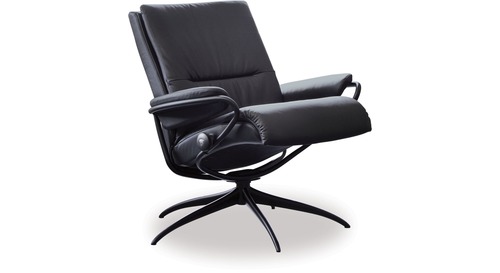 Stressless® Tokyo Leather Recliner - Low Back/Star Base Stressless® Tokyo Leather Recliner - Low Back/Star Base